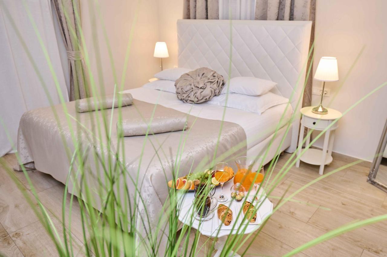 Best Location Rooms สปลิท ภายนอก รูปภาพ