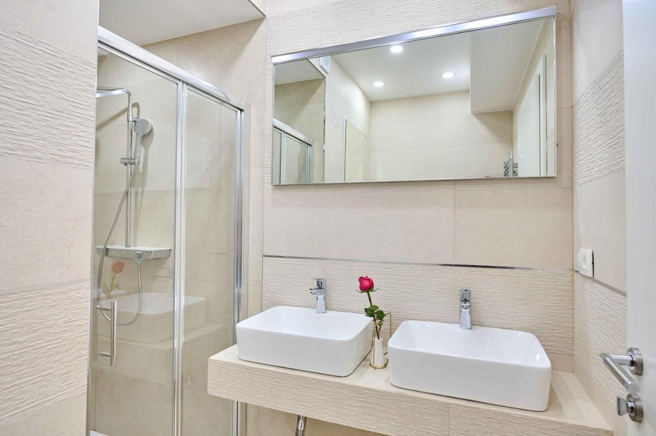 Best Location Rooms สปลิท ภายนอก รูปภาพ