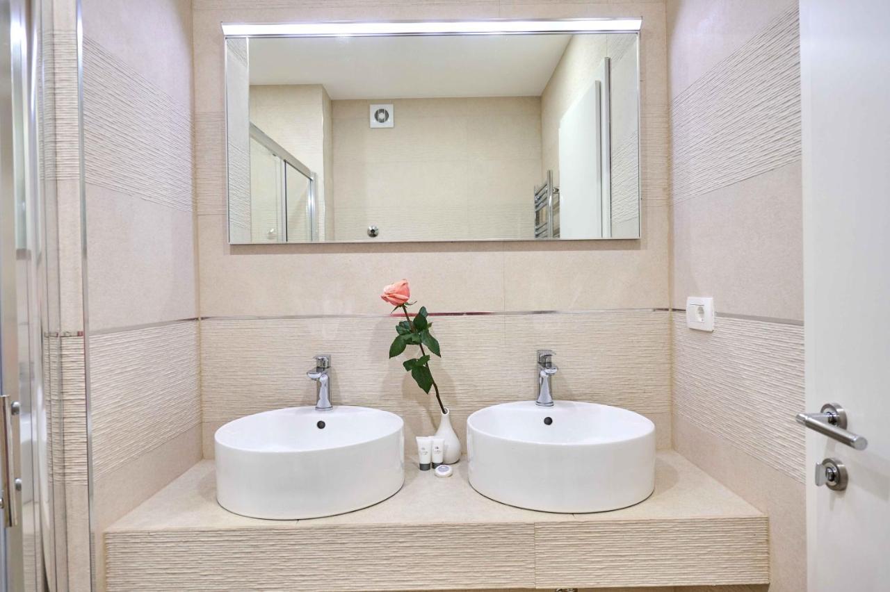Best Location Rooms สปลิท ภายนอก รูปภาพ