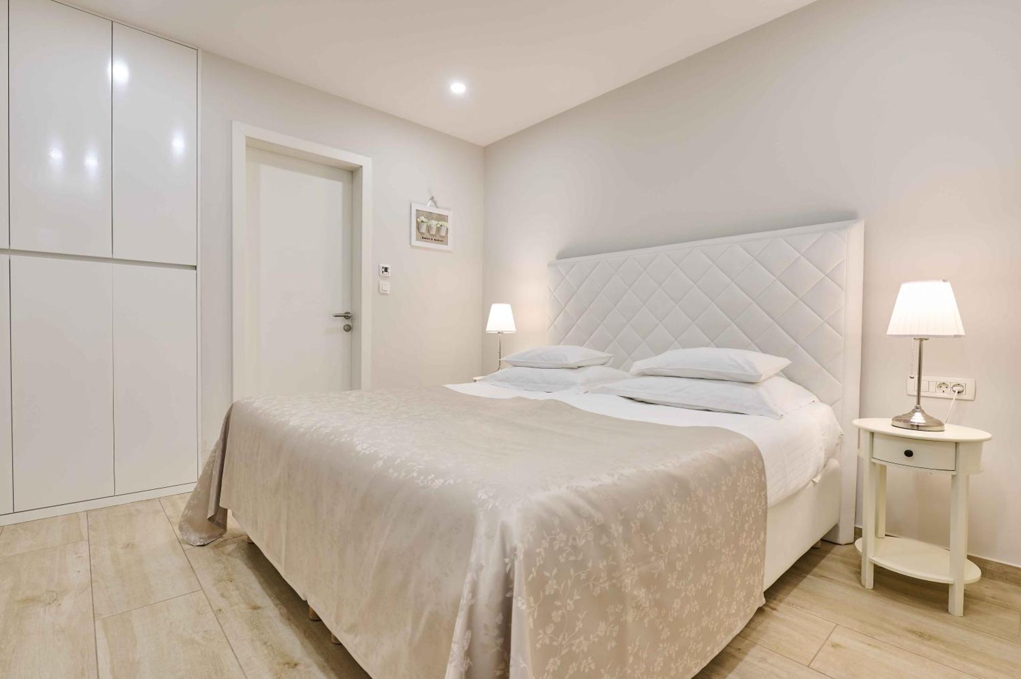 Best Location Rooms สปลิท ห้อง รูปภาพ